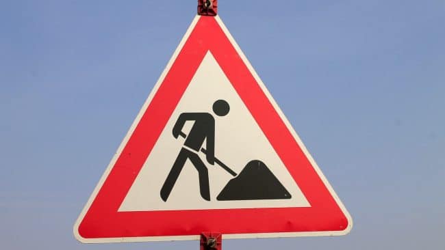 Peinture aérosol et traceurs de lignes : l'essentiel pour les professionnels